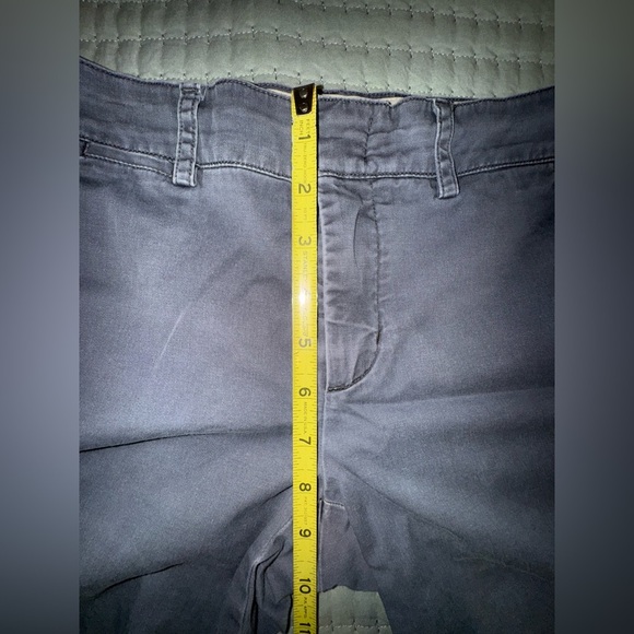 Vince women’s Gray Chino Pants. Size 4. GUC - Picture 8 of 11